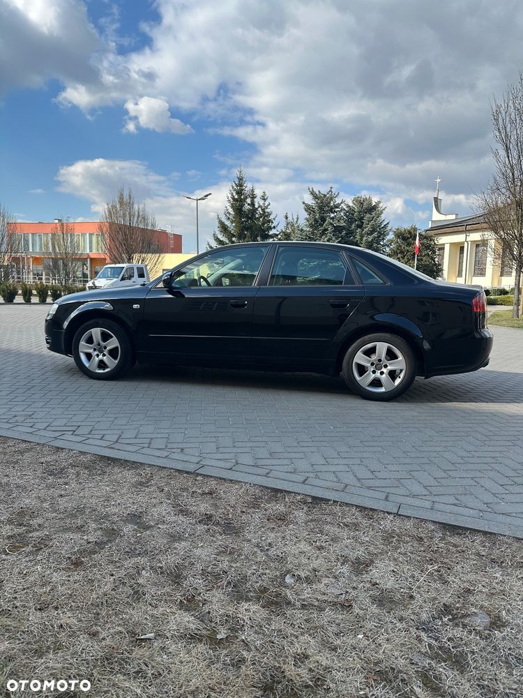 Audi A4 Limousine 2.0 TDI - 6