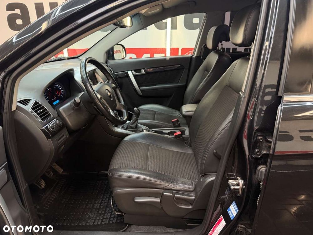 Chevrolet Captiva - 22
