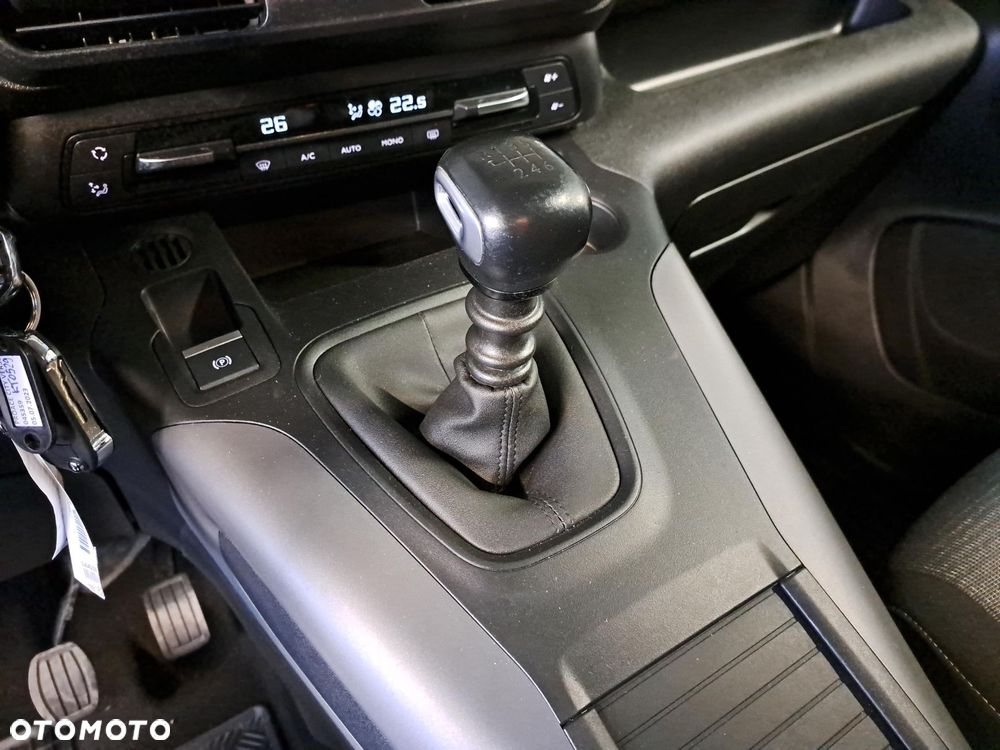 Toyota Proace City Verso Long 1.5 D-4D Family - 27