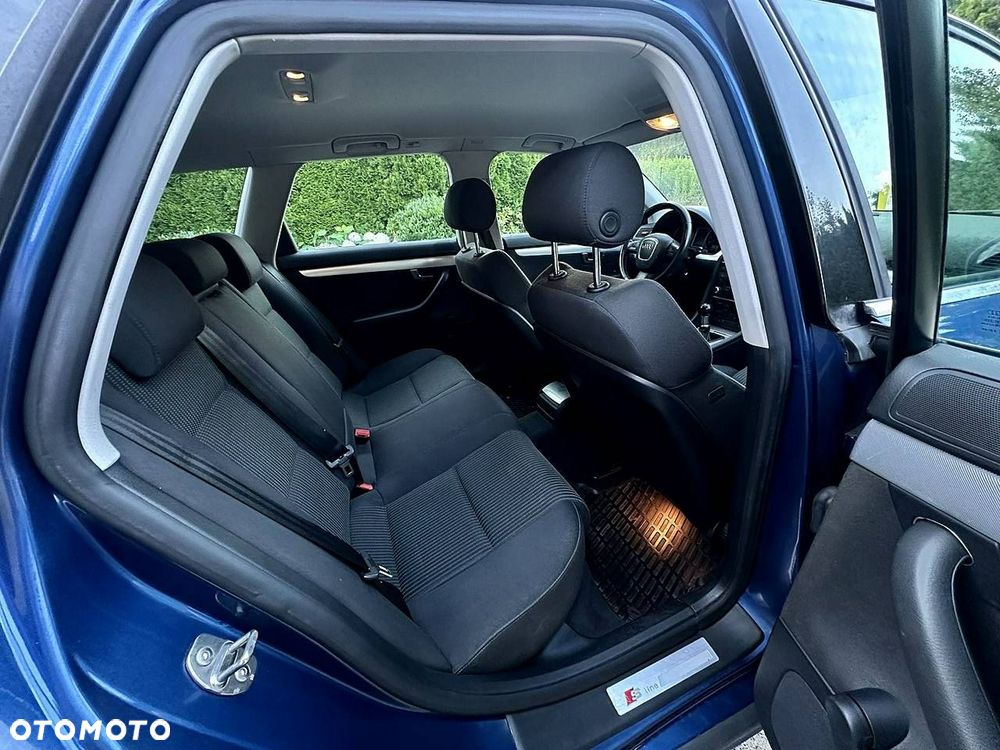 Audi A4 Avant - 18