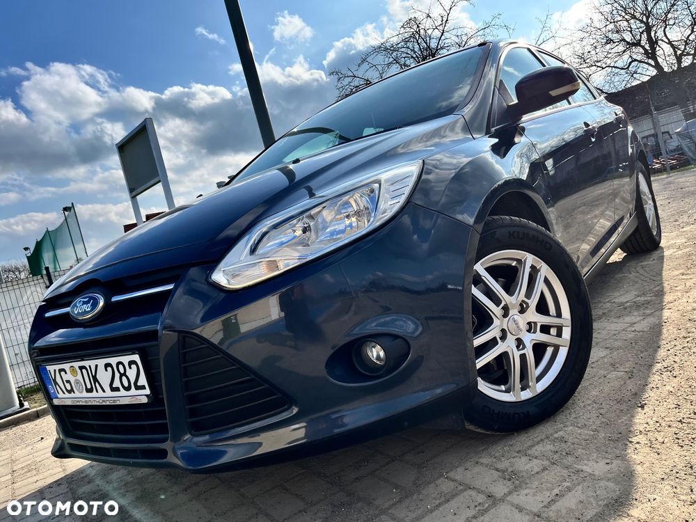 Ford Focus 1.6 TI-VCT Champions Edition - 1