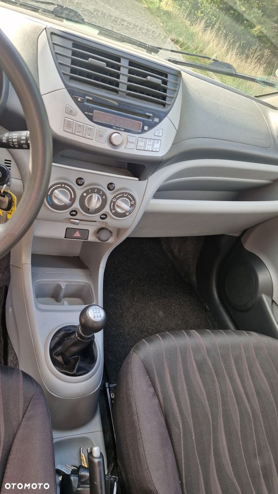 Nissan Pixo 1.0 Visia - 9