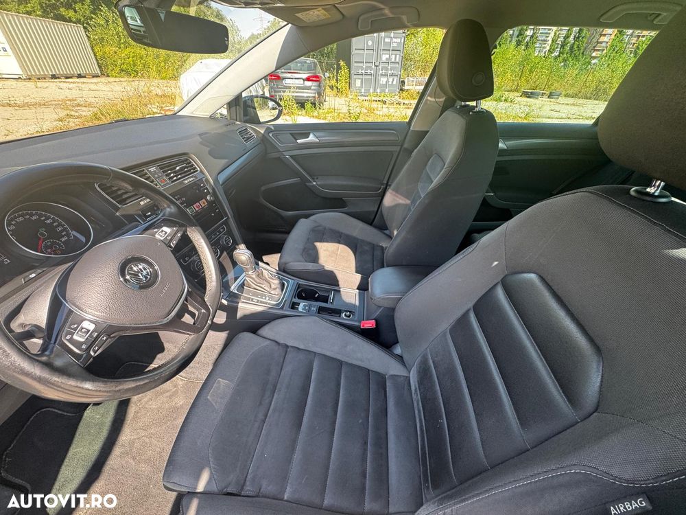 Volkswagen Golf 1.6 TDI (BlueMotion Technology) DSG Trendline - 16
