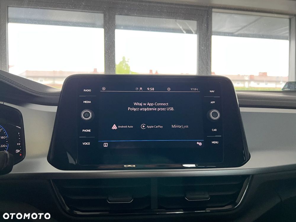 Volkswagen T-Roc 1.5 TSI Style - 28