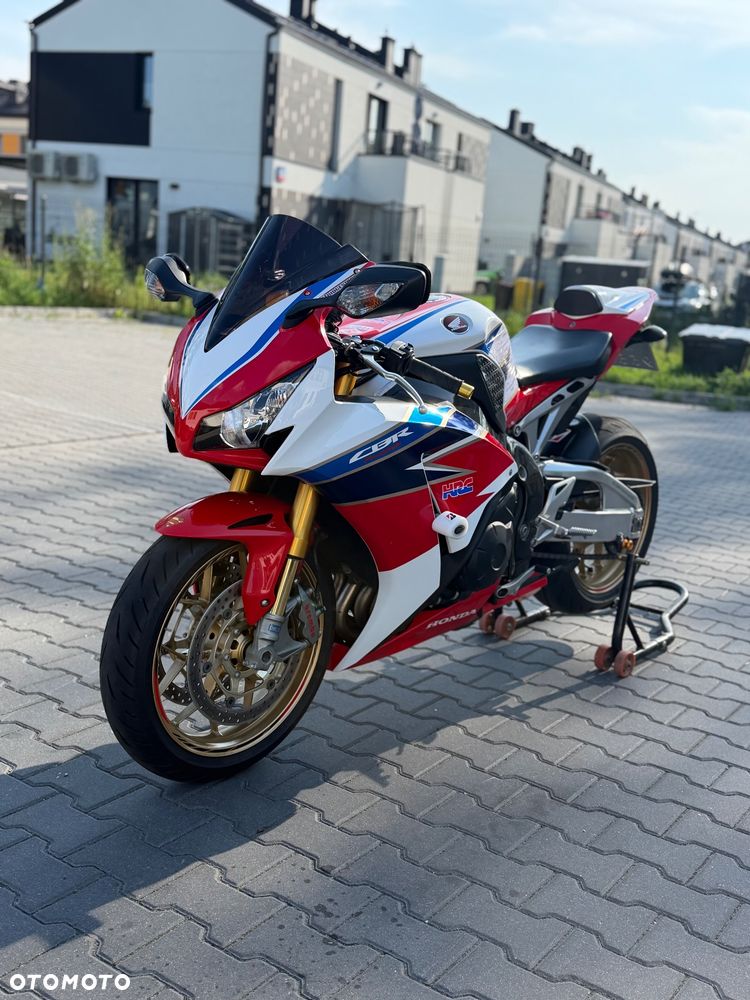 Honda CBR - 1