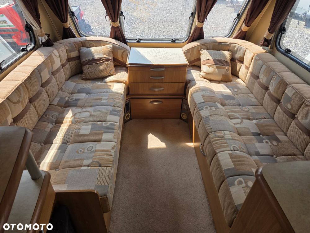 SWIFT Conqueror 530 - 12