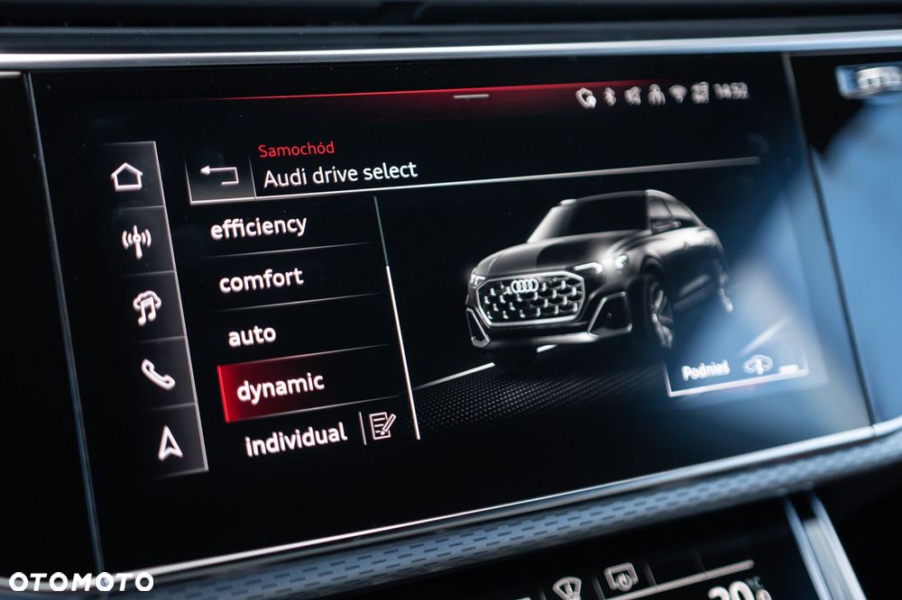 Audi Q8 - 32