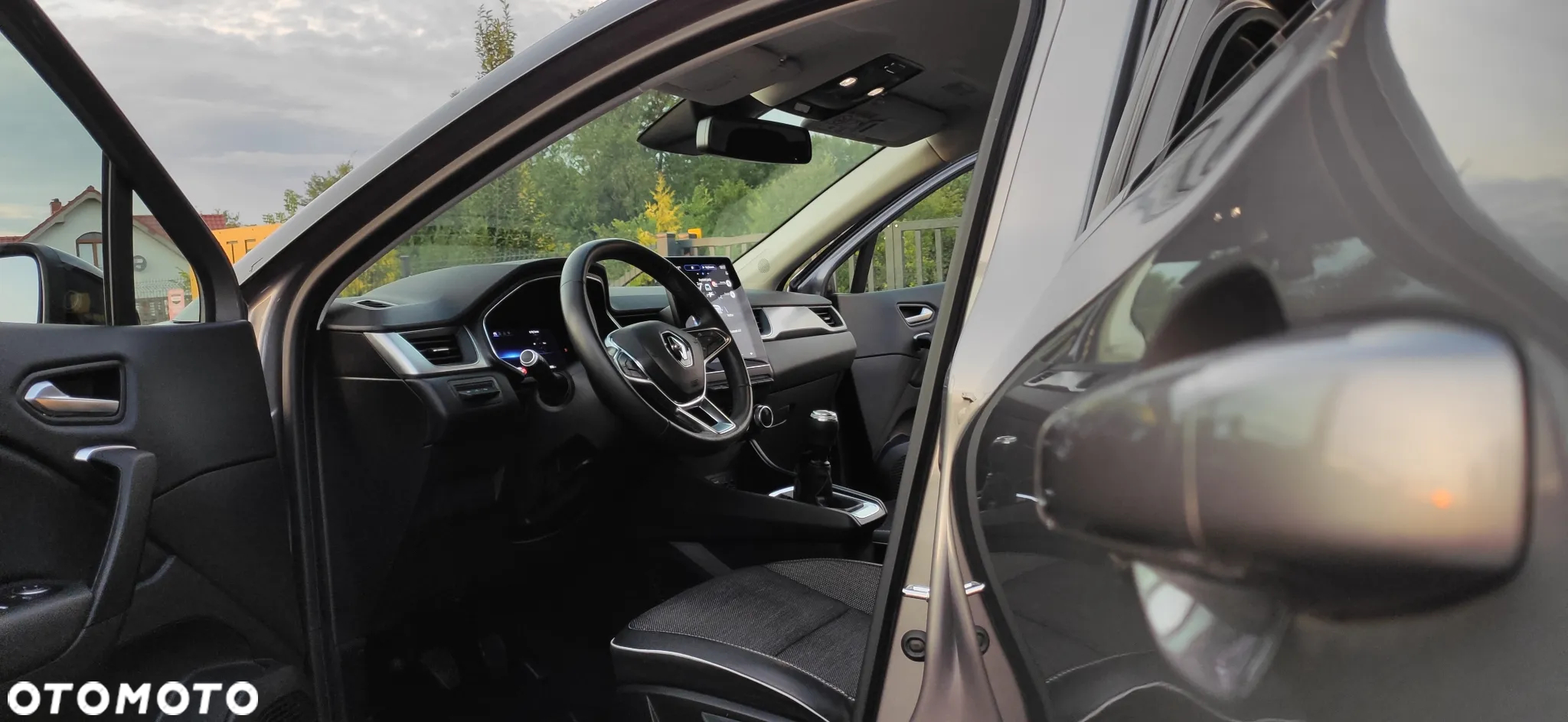 Renault Captur 1.0 TCe Intens - 16