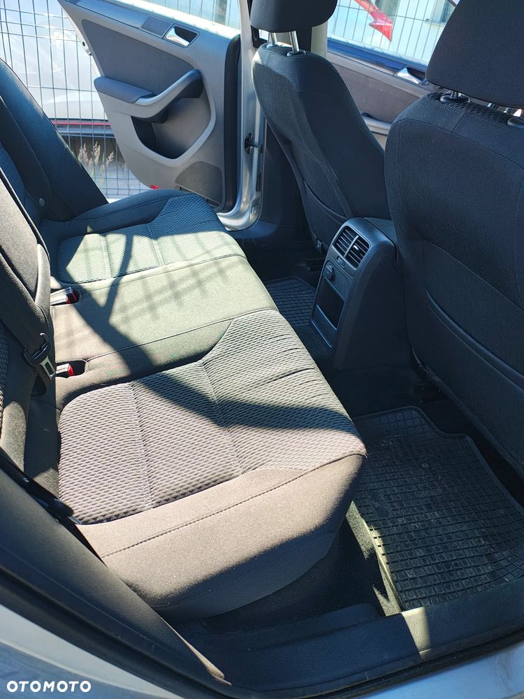 Volkswagen Jetta 1.2 TSI Comfortline - 15