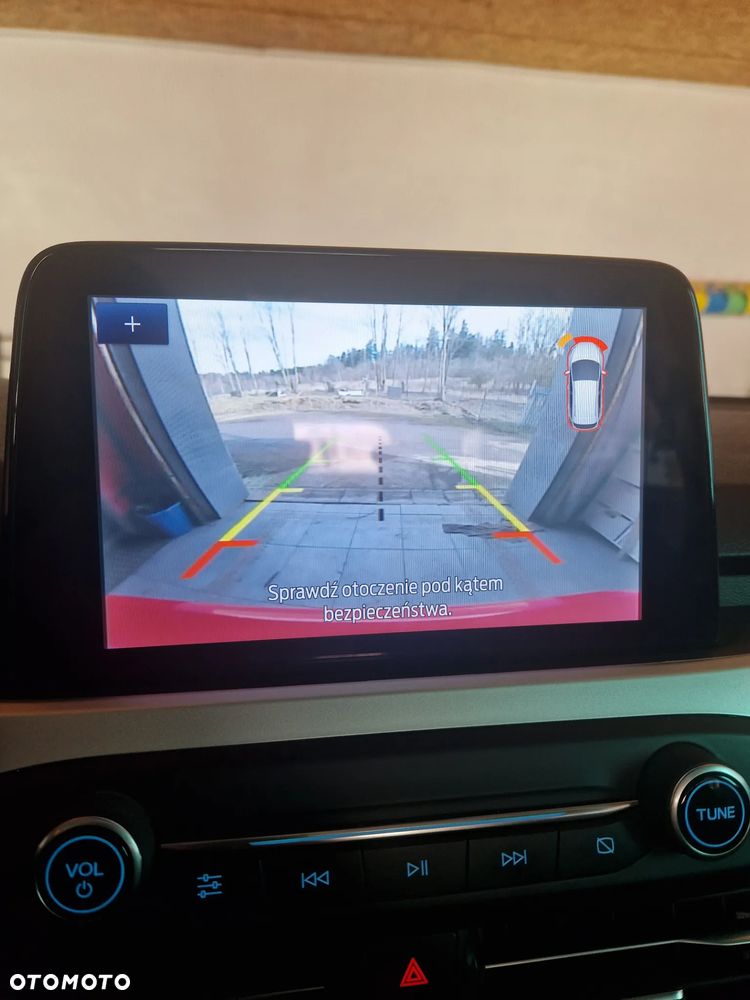 Ford Focus 1.0 EcoBoost Titanium - 16