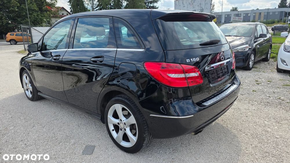 Mercedes-Benz Klasa B 180 BlueEFFICIENCY Edition 1 - 4