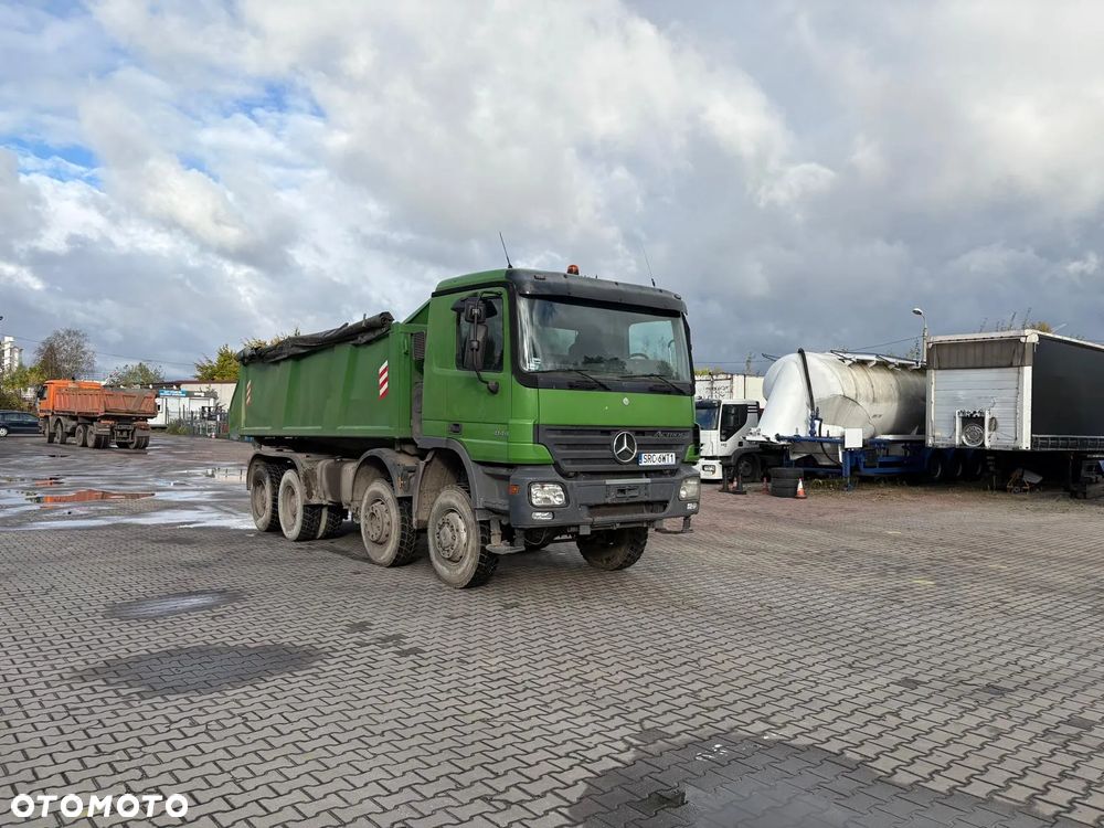 Mercedes-Benz Actros - 15