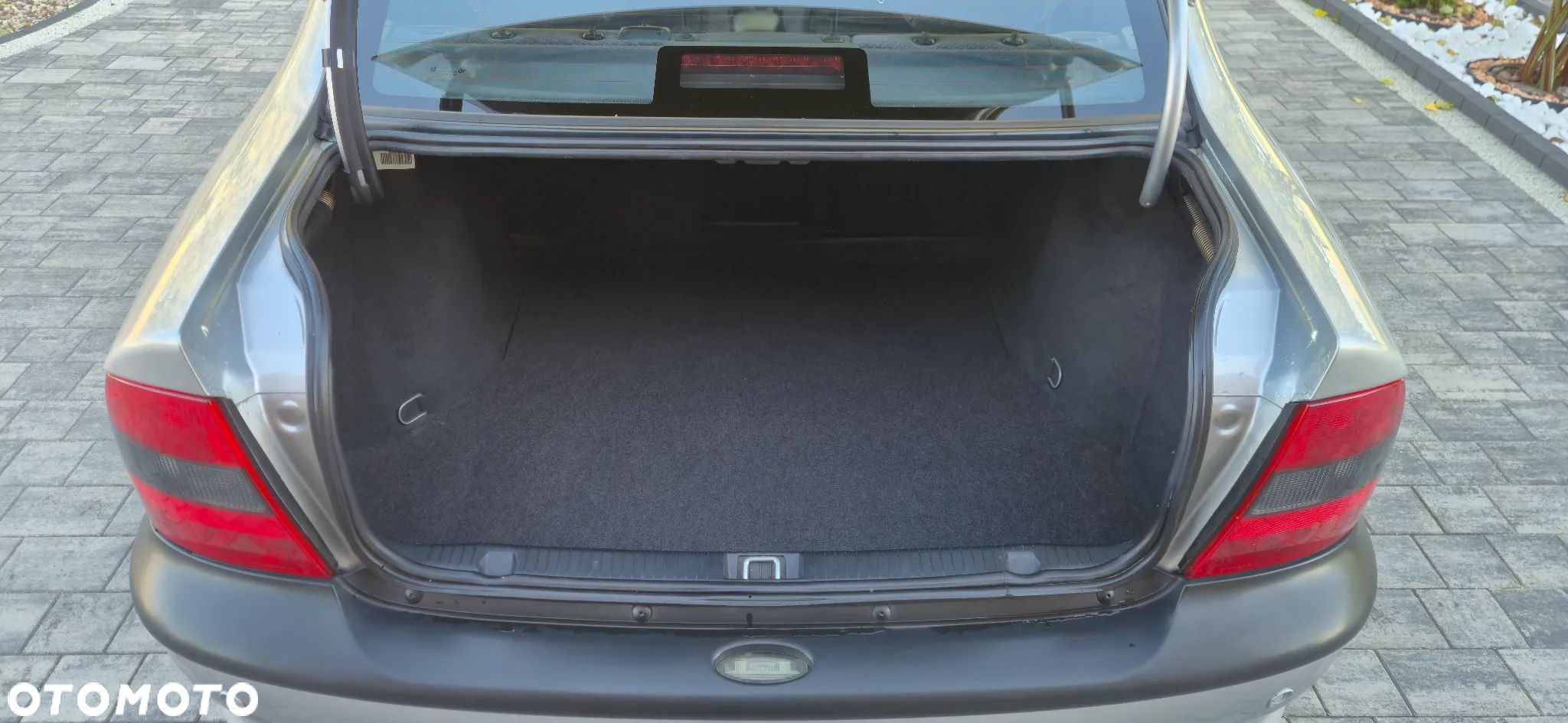 Opel Vectra 2.0 CDX - 23