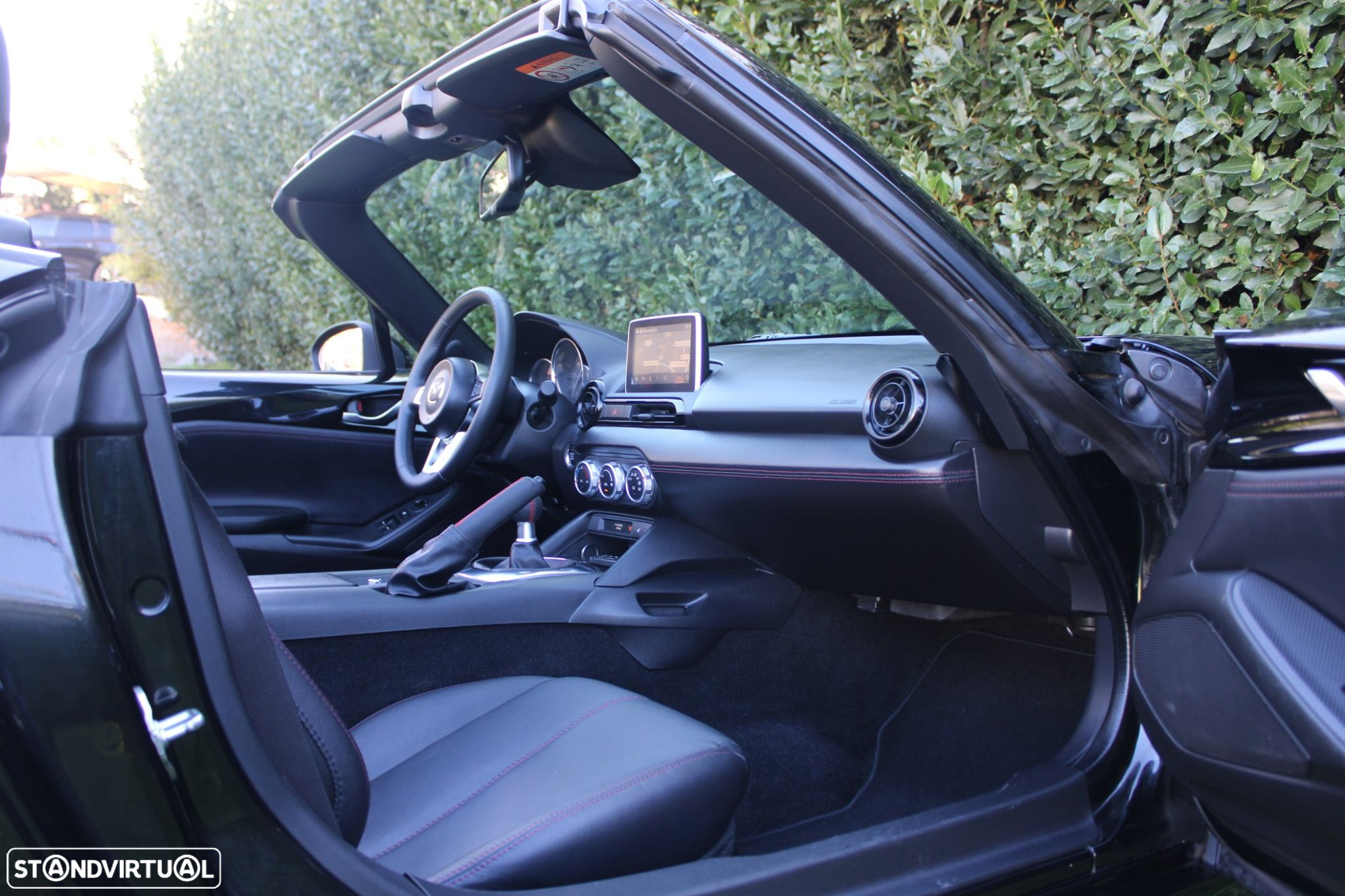 Mazda MX-5 SKYACTIV-G 131 SAKURA - 40