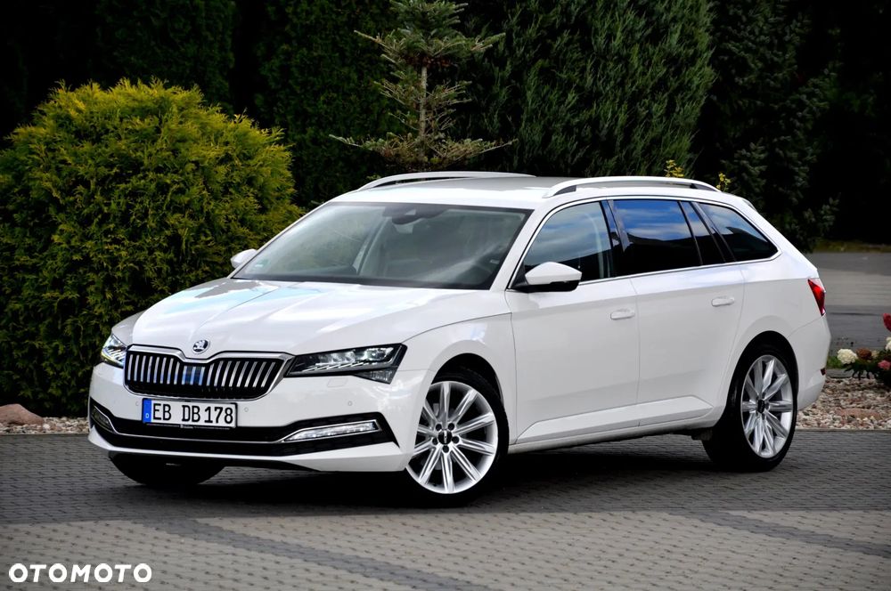 Skoda Superb Combi 2020 photo 5