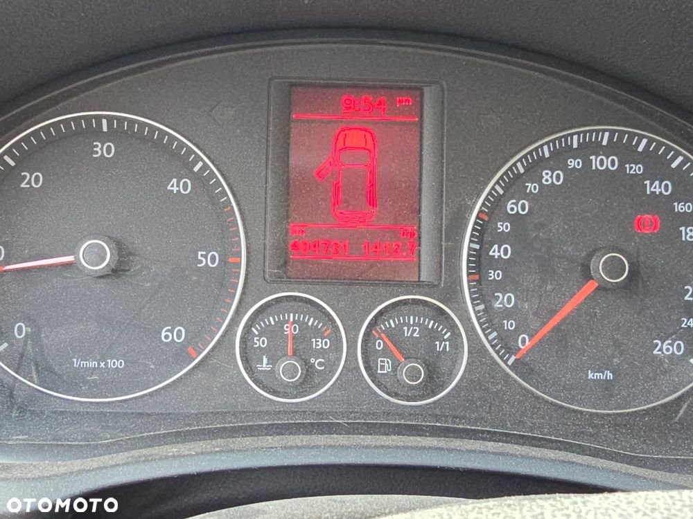 Volkswagen Golf 1.9 TDI Q-Line - 14