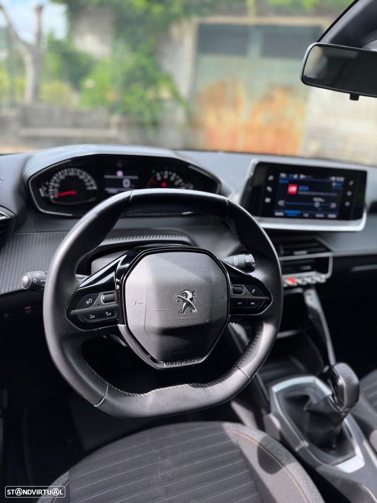 Peugeot 208 1.2 PureTech Active Pack - 17