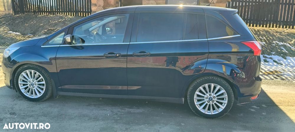 Ford Grand C-Max - 13