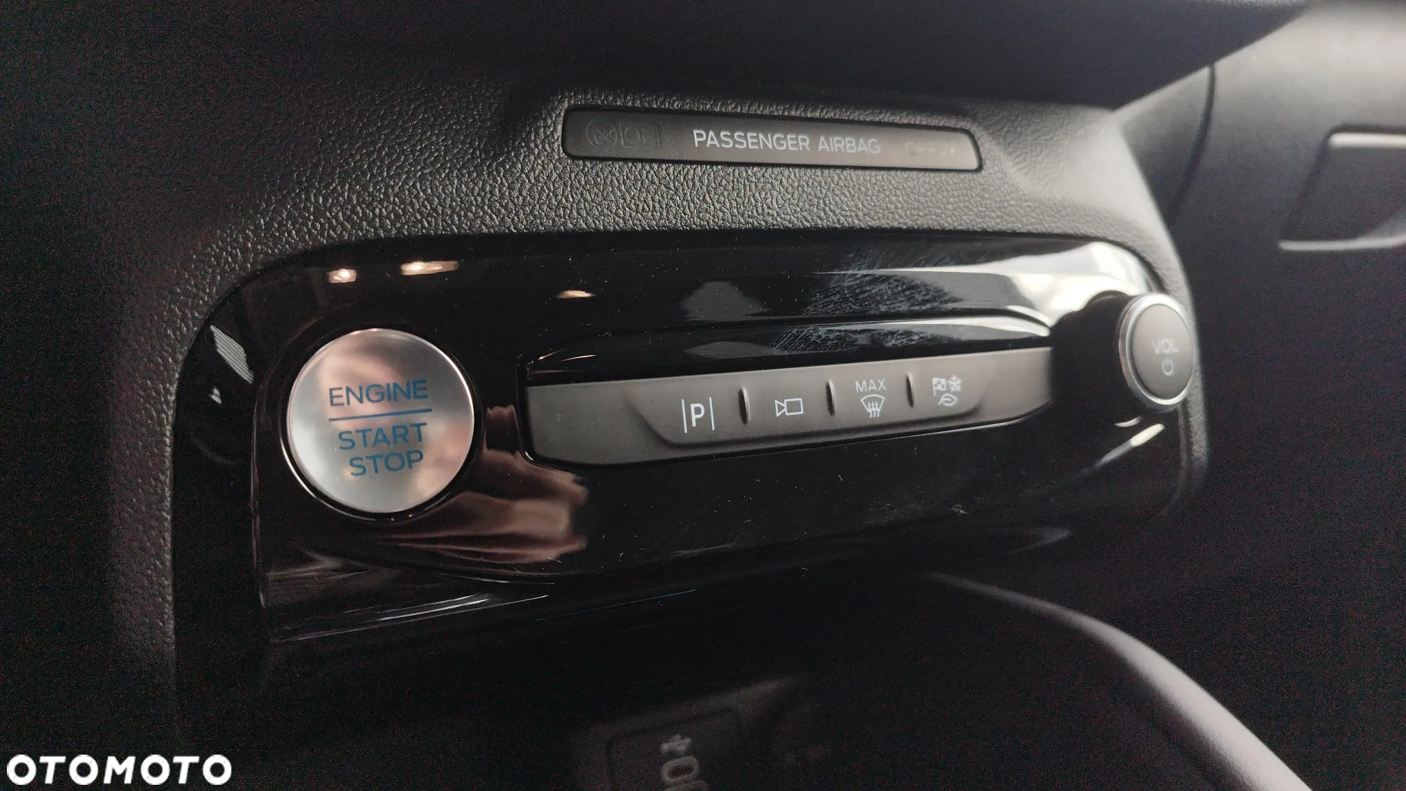 Ford Kuga - 22