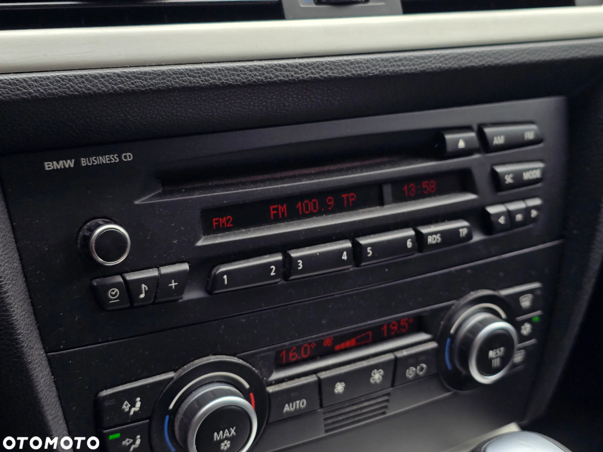 BMW Seria 3 320d Touring Efficient Dynamics Edition - 22