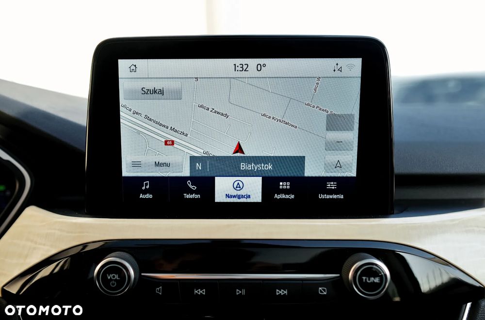 Ford Kuga 2.5 FHEV AWD Titanium - 27