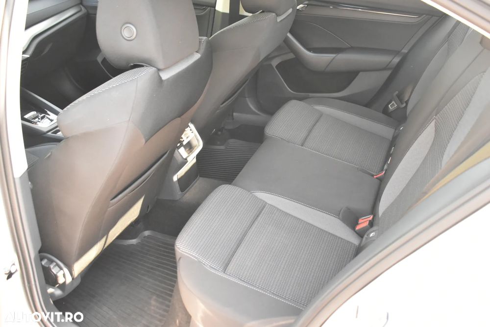 Skoda Octavia 1.0 TSI DSG Mild Hybrid Ambition - 16