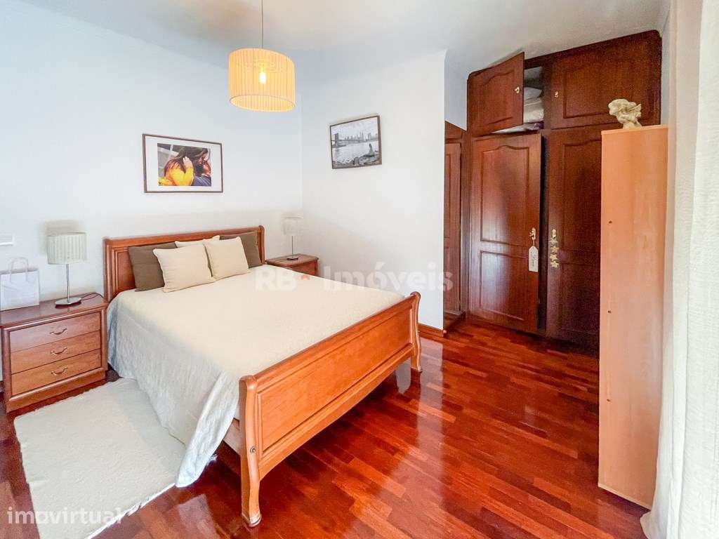 Moradia T3 c/ Espaço Comercial - São Facundo, Abrantes - Grande imagem: 3/51