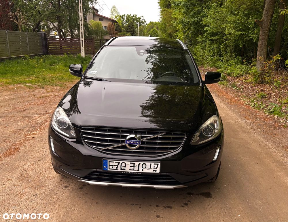 Volvo XC 60 D5 AWD Momentum - 1