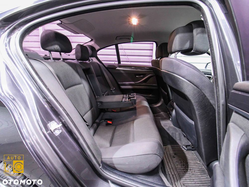 BMW Seria 5 - 11