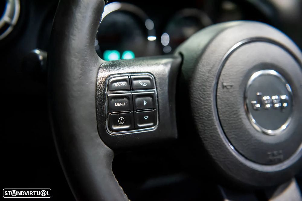 Jeep Wrangler Unlimited 2.8 CRD ATX Sahara Adventure Edition - 47