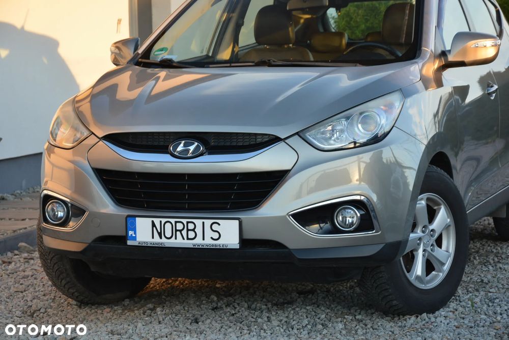 Hyundai ix35 - 23