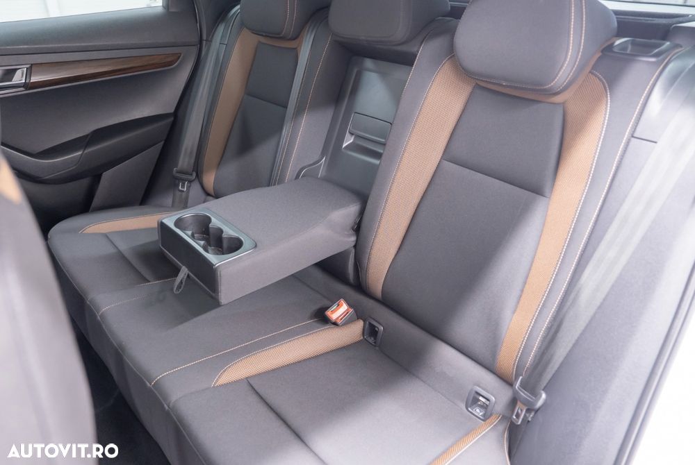 Skoda Karoq 2.0 TDI SCR 4x4 DSG Scout - 14