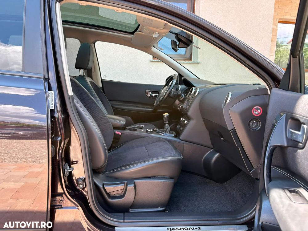 Nissan Qashqai 1.6 DCI 4 x 4 DPF Start/Stop tekna - 8