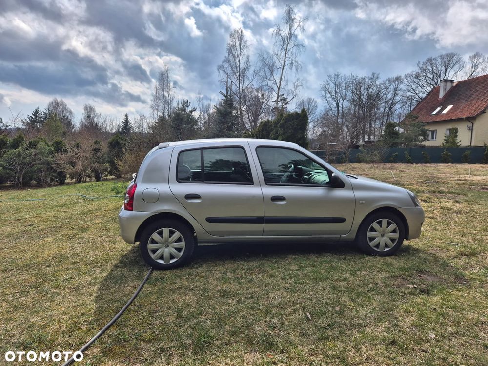 Renault Clio 1.2 16V Authentique - 2