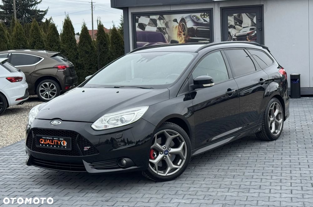Ford Focus SW 2.0 EcoBoost ST Leather Sport Pack - 2
