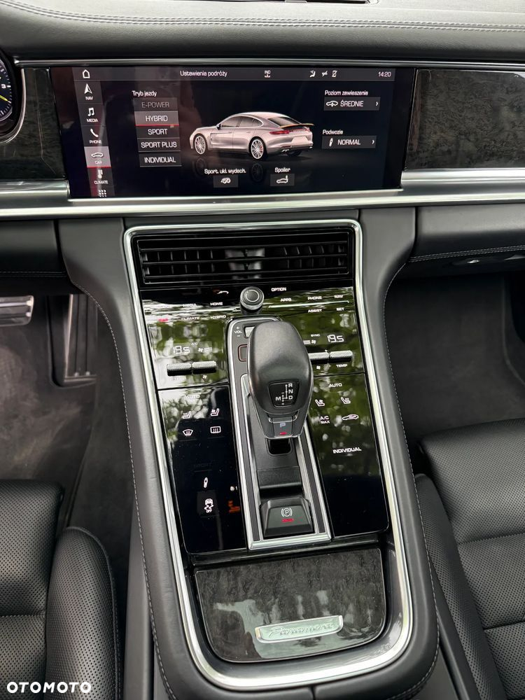 Porsche Panamera Turbo S e-Hybrid - 35