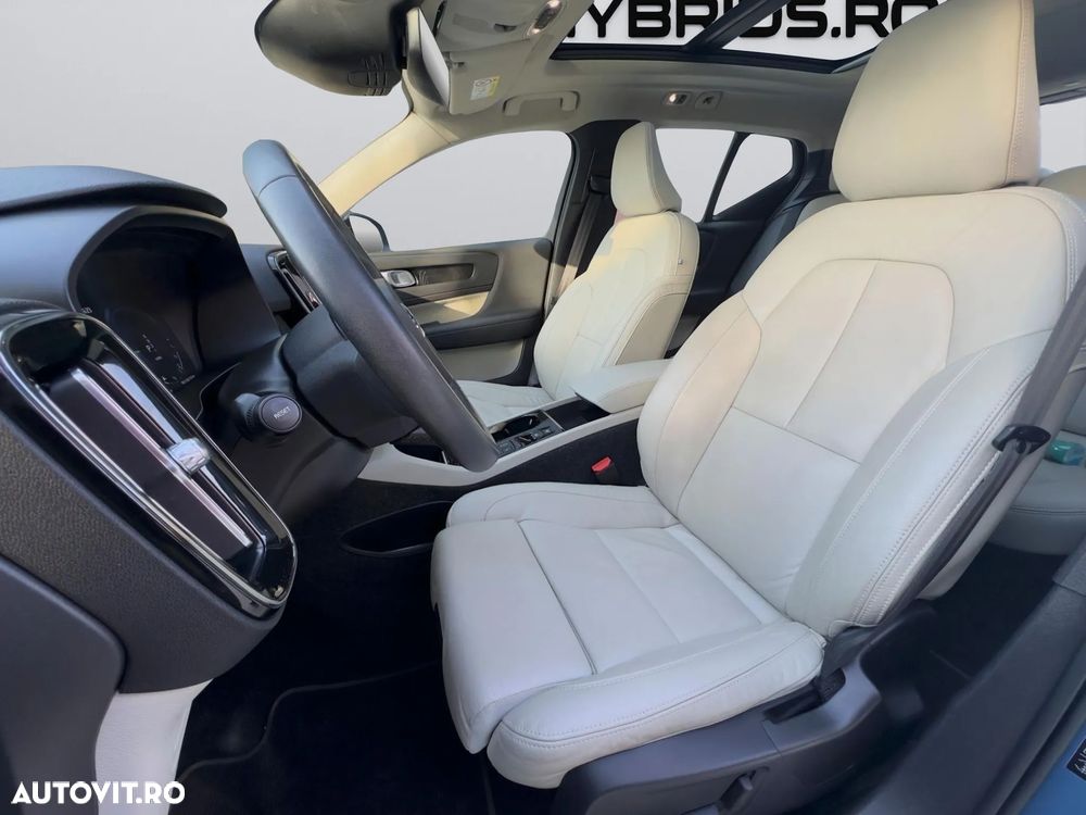 Volvo XC 40 Recharge T5 Twin Engine AT7 R-Design - 13
