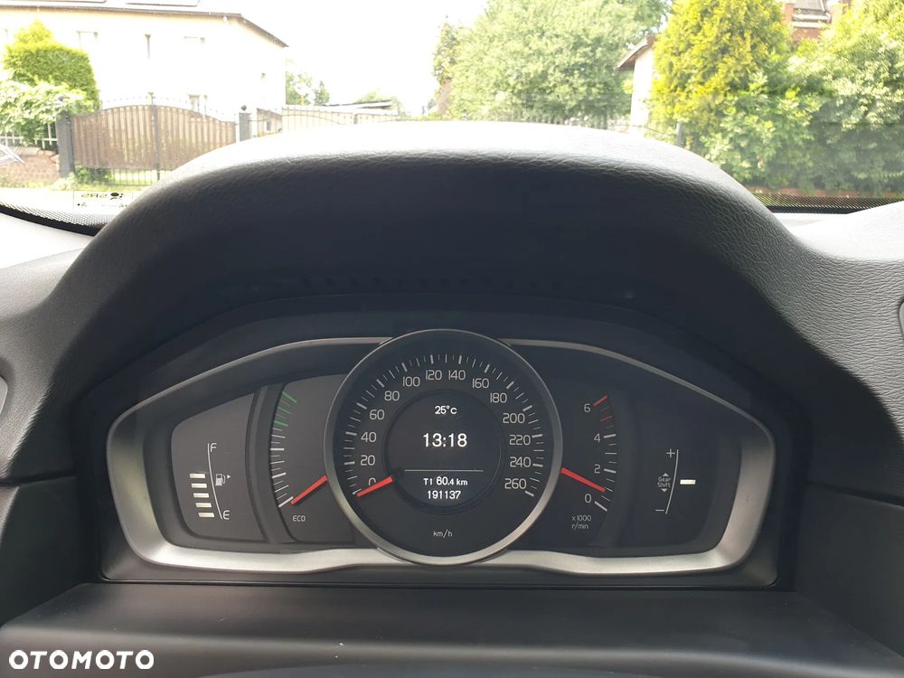 Volvo V70 D2 Linje Classic - 26