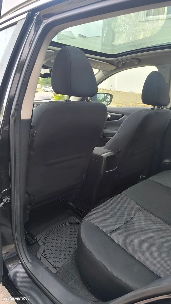 Nissan Qashqai 1.5 dCi N-Connecta 18 RS - 35