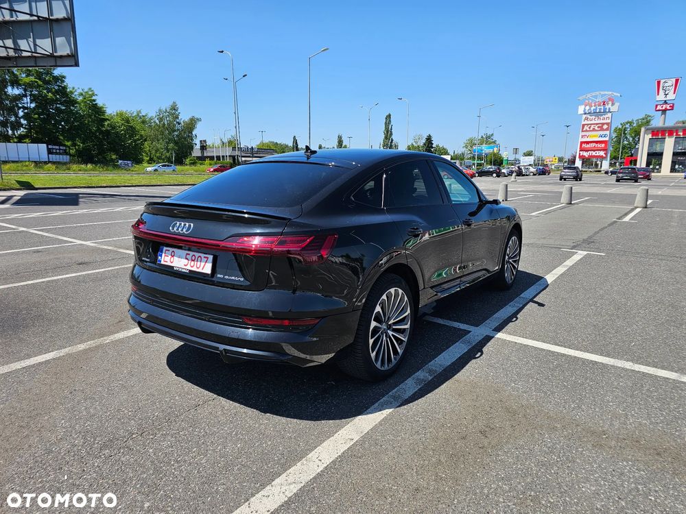 Audi e-tron 55 Quattro - 8