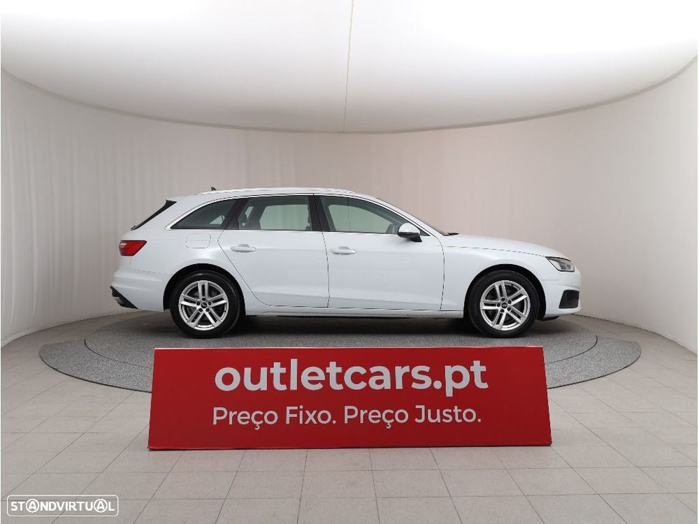 Audi A4 Avant 30 TDI Advanced S tronic — fotografia 10