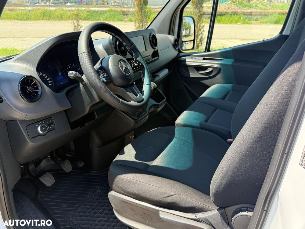 Mercedes-Benz Sprinter - 7