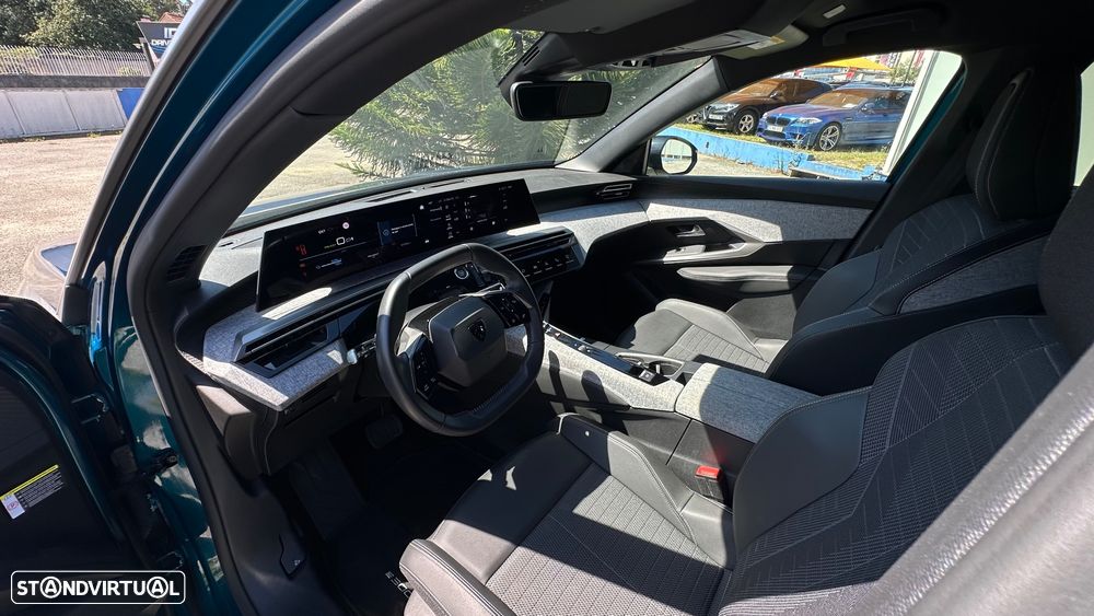 Peugeot E-3008 73 kWh Allure - 25