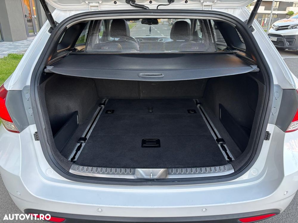 Hyundai i40 i40cw 1.7 CRDi Automatik 5 Star Edition - 28