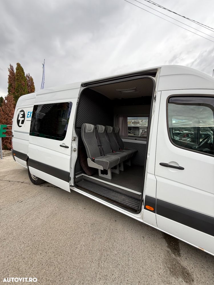 Mercedes-Benz Sprinter 6+1 locuri - 24