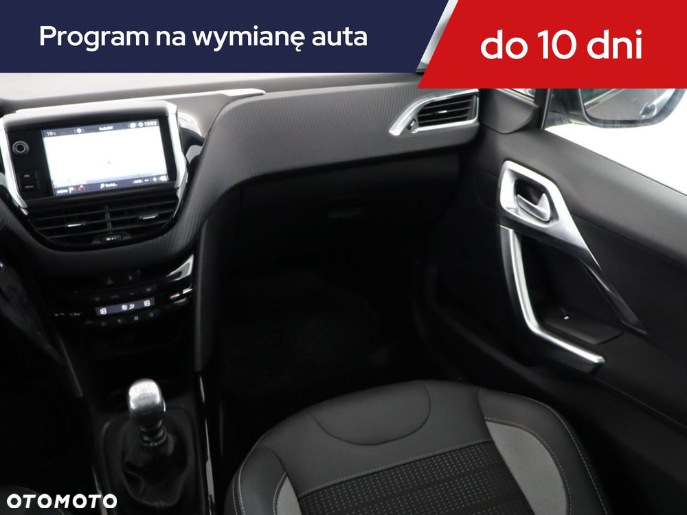 Peugeot 2008 - 10