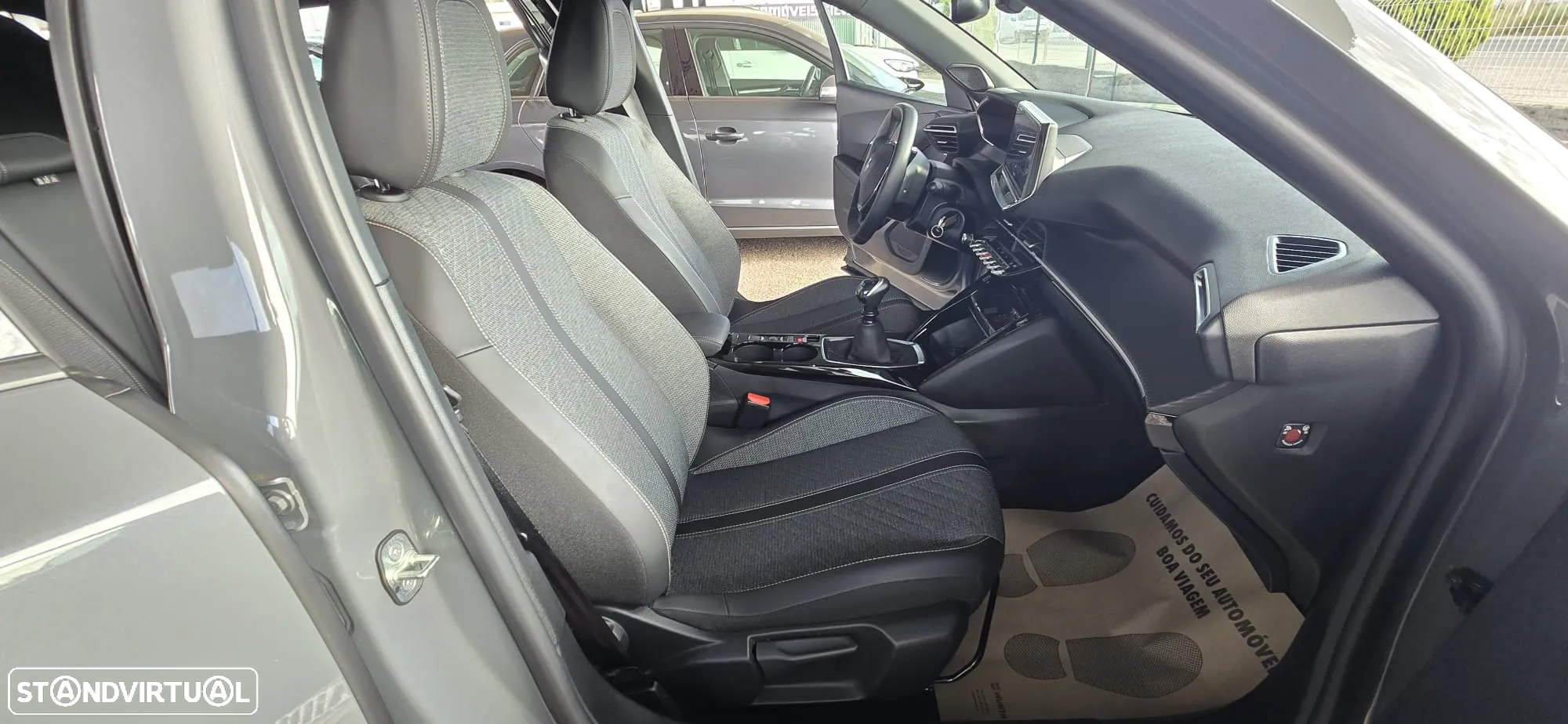 Peugeot 2008 PureTech 100 Allure - 34