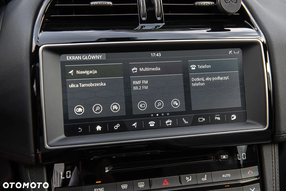 Jaguar F-Pace 3.0 TDV6 AWD First Edition - 30