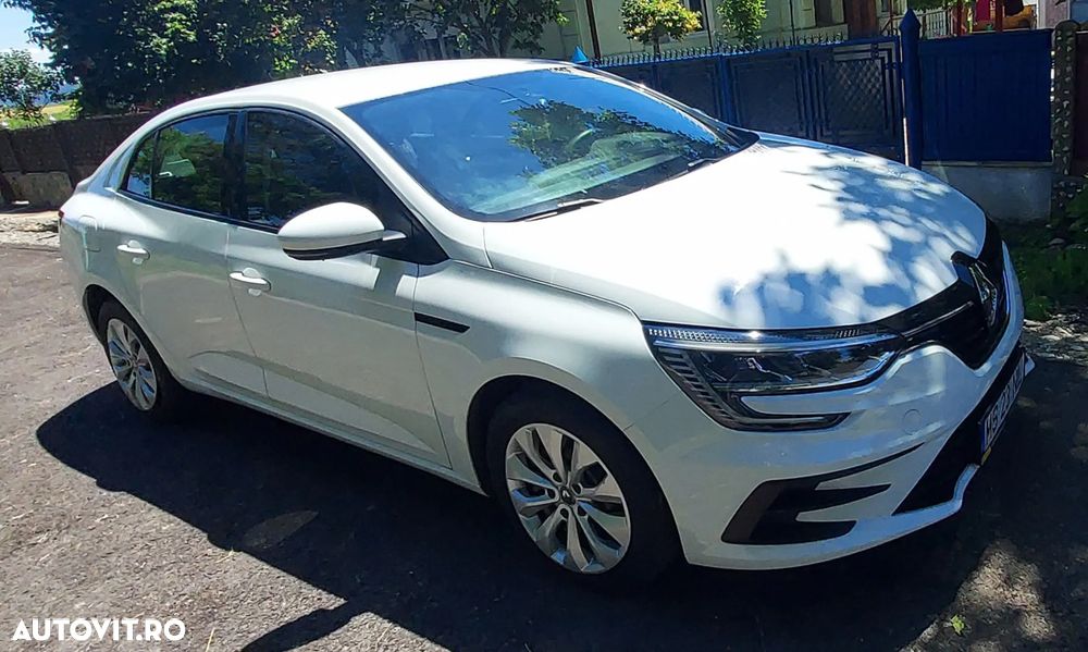 RENAULT Megane 2021 — imagine 2