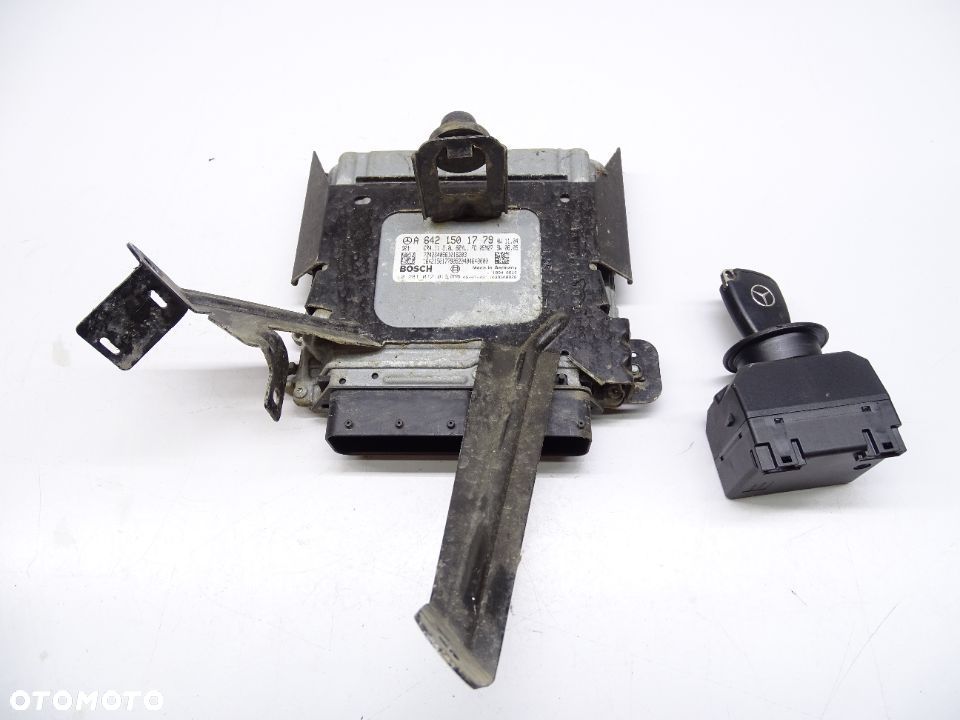 ML W164 3.0 CDI ZESTAW STARTOWY 6421501779 KOMPUTER - 1